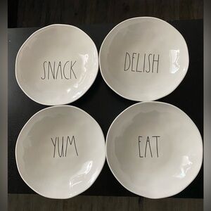 Rae Dunn Salad Bowls Set of 4